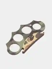 Деревянный игрушечный кастет / цвет каждого кастета разный