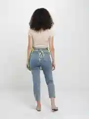 Салатовый фартук кухонный