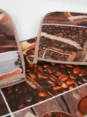 Тёмно-коричневый фартук кухонный