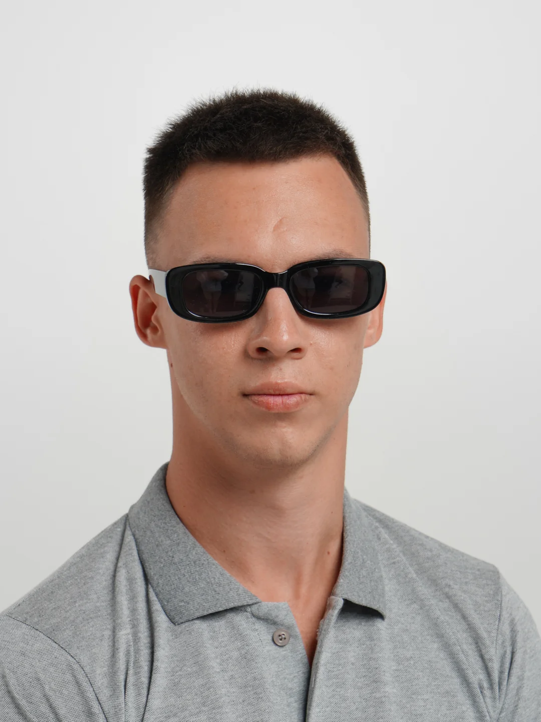 Черный солнцезащитные очки