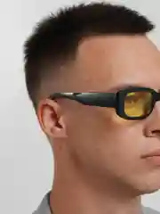 Светло-жёлтый солнцезащитные очки