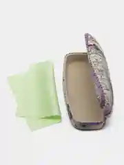 Фиолетовый футляр-хлопушка для очков