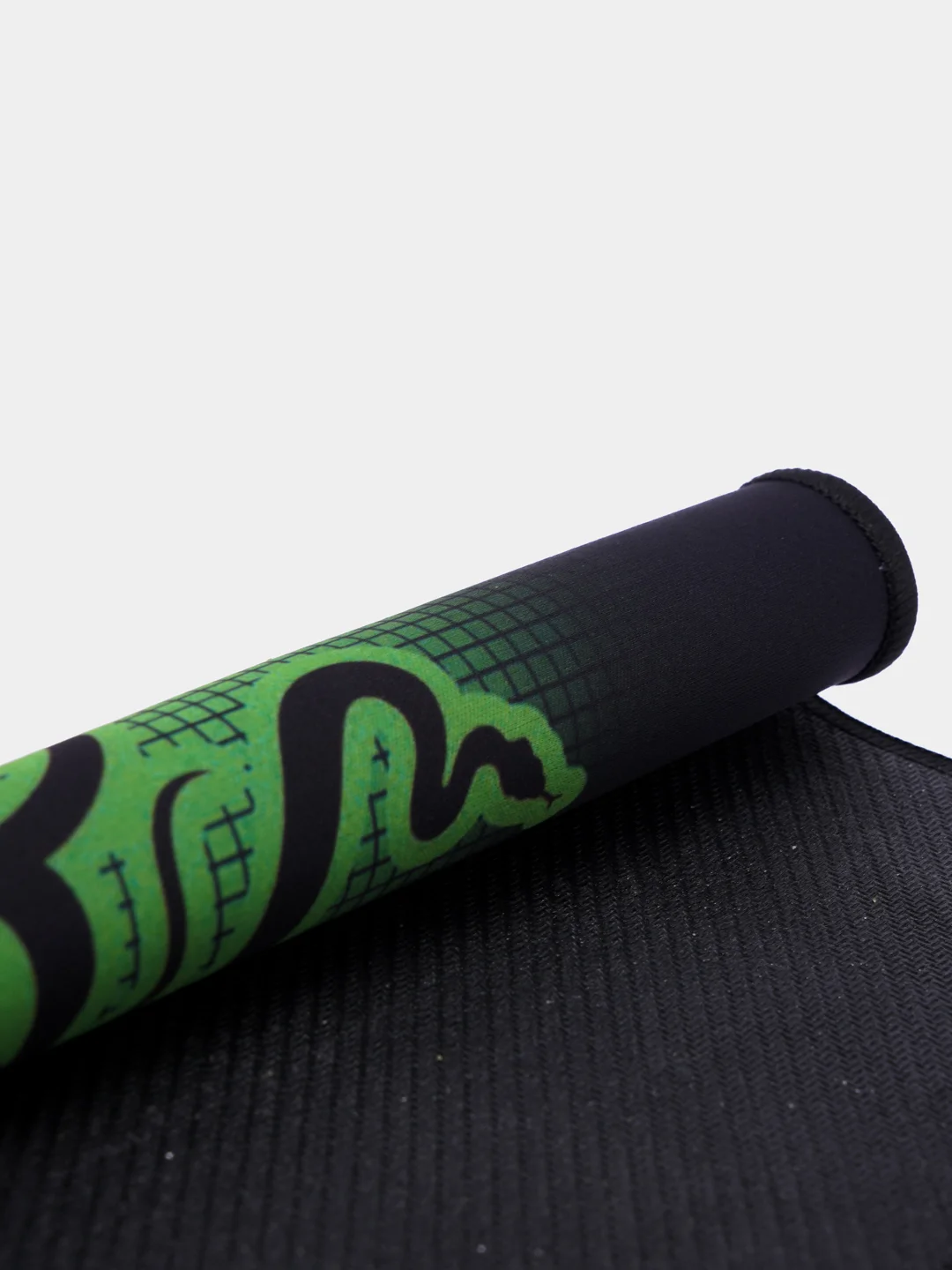 Лесной зеленый коврик для мыши Razer Mantis Speed