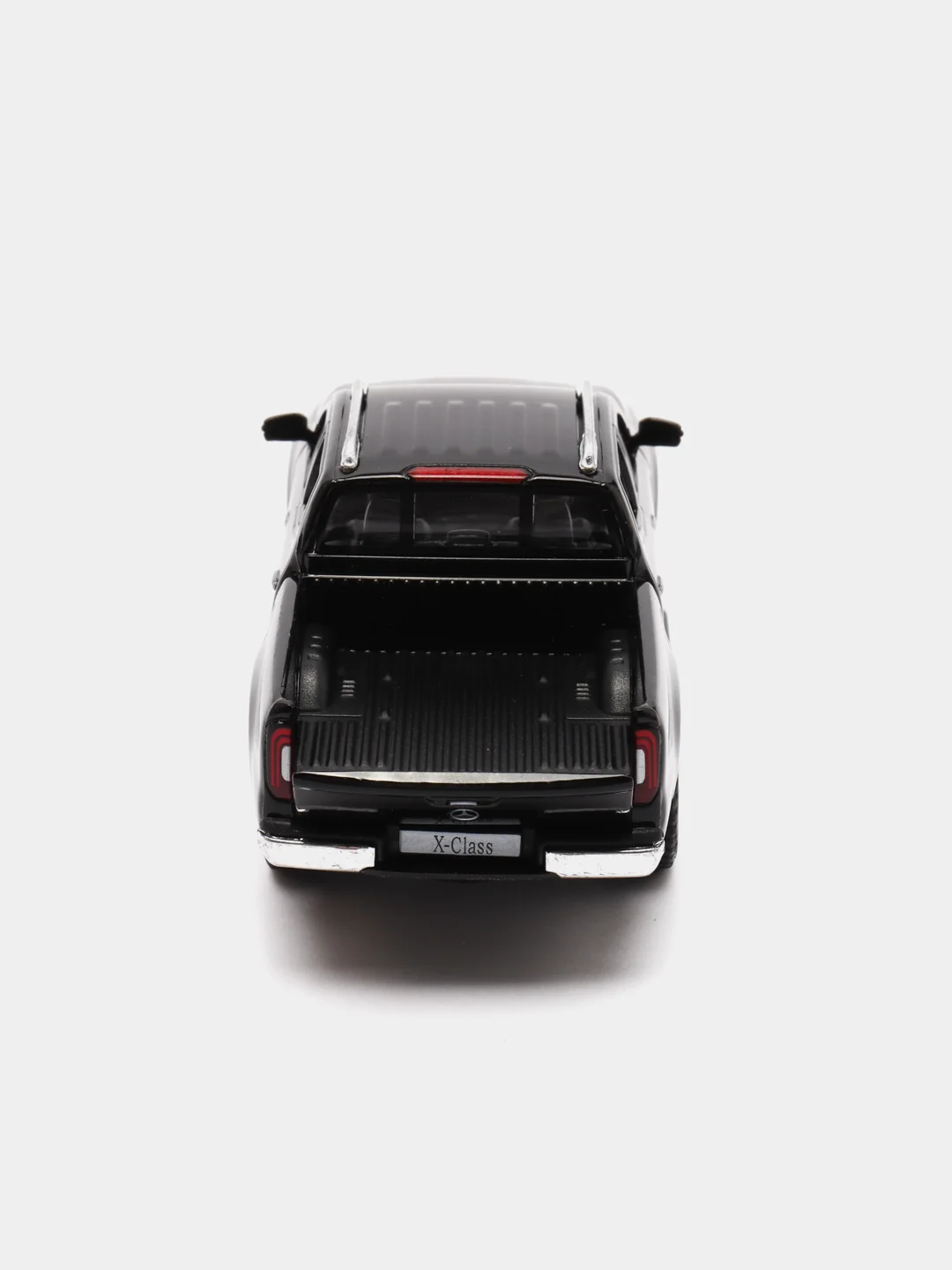Черный металлическая машинка Mercedes-Benz X-Class 1/42 KT5410D
