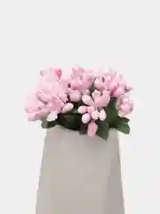 Розовый букет тычинок, с сахарными вставками