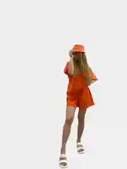 Оранжевый костюм женский, спортивный