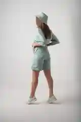 Мятный костюм спортивный женский с шортами и панамкой