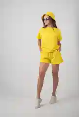 Желтый костюм спортивный женский, с шортами и панамкой