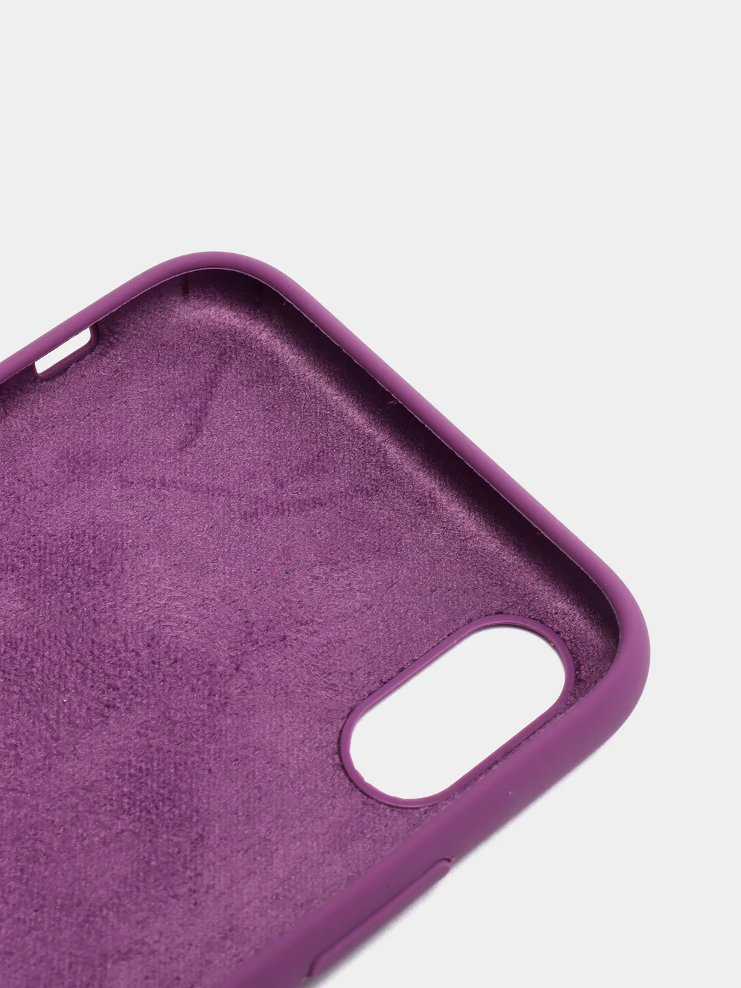 Фиолетовый чехол на iPhone X, XS, XR, 7, 8, se, 12, 12 Pro, Mini, Max silicone case, закрытый низ, бархат внутри