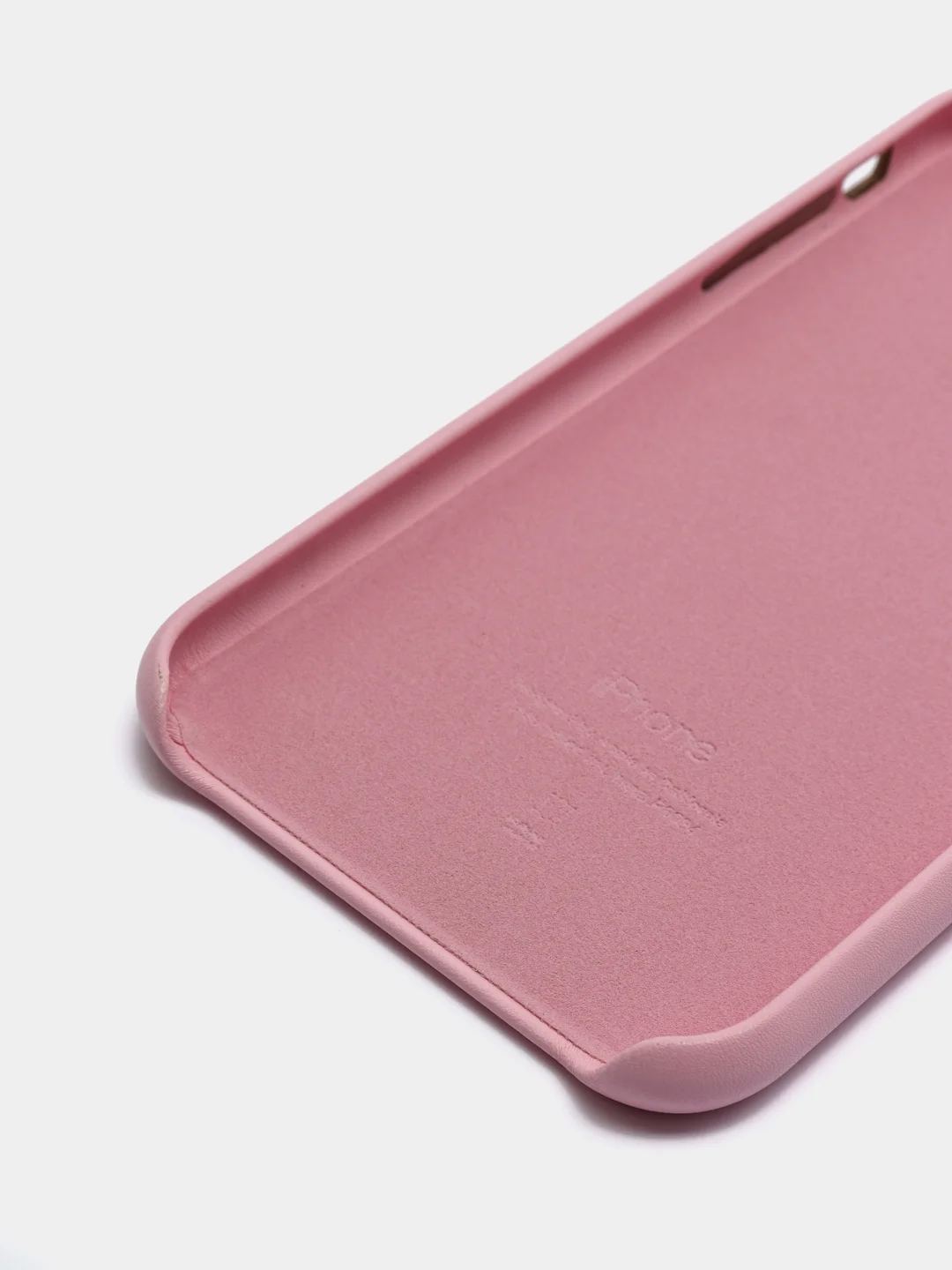 Розовый кожаный чехол накладка для iPhone 11