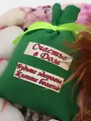 Зеленый игрушка "Домовенок"
