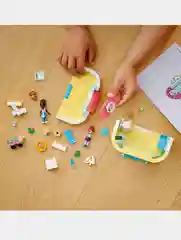 Конструктор LEGO Friends Клиника для домашних животных (111 деталей) Новогодний подарок
