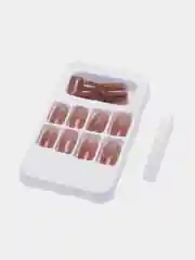 Бежевый накладные ногти с дизайном
