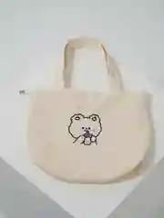 Белый вельветовая сумка с принтом "Медведь"