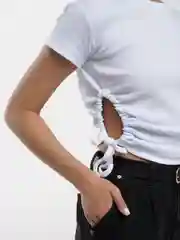 Белый топ на каждый день