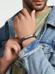 Браслет кожаный