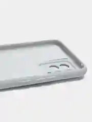 Белый чехол для Realme 8 / 8 Pro c защитой камеры и бархатом внутри