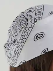 Белый бандана с классическим принтом