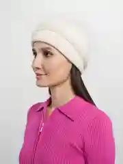 Бежевый шапка вязанная осень-зима, два цвета