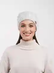 Слоновая кость шапка женская зимняя