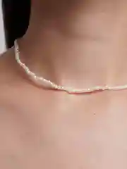 Серебряный цепочка-чокер с искусственным жемчугом