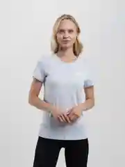 Футболка женская Puma ESS+ Embroidery белая