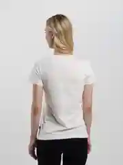 Футболка женская Puma ESS+ Embroidery, белая