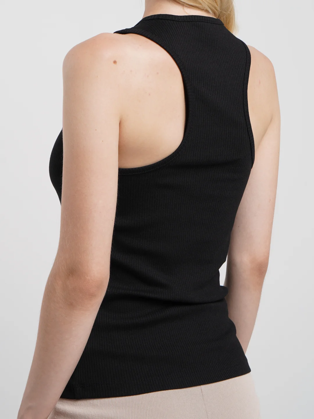 Майка женская Puma Classics Ribbed Tank