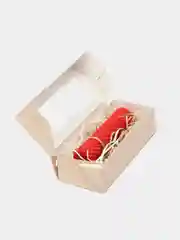 Красный свеча из вощины