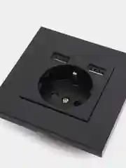 Черный розетка USB с двумя портами