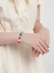 Красный браслет женский из бусин,  на резинке