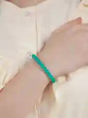Бирюзовый браслет женский из бусин,  на резинке