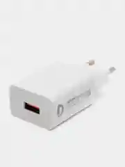 Белый сетевое зарядное устройство