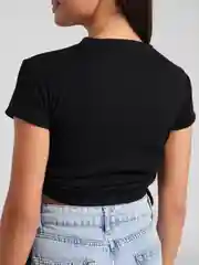 Черный топ на каждый день