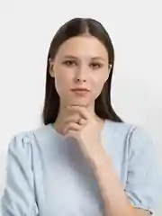 Черный кольцо с цирконом