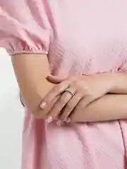 Серебряный кольцо с цирконом