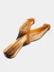 Бежевый рогатка деревянная