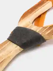 Бежевый рогатка деревянная