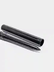 Черный карандаш для глаз выкручивающийся  Avon "Диамант", с мерцающим эффектом, 12 цветов