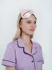 Розовый маска для сна с гелевой вставкой, шелковая поверхность