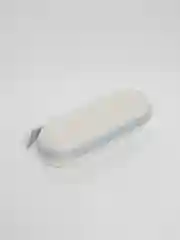 Белый зонт в чехле