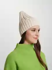 Бежевый шапка демисезонная,женская,осенняя,весенняя шапка