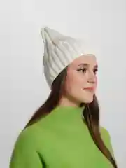 Белый шапка демисезонная,женская,осенняя,весенняя шапка