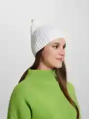 Белый шапка демисезонная ,шапка женская