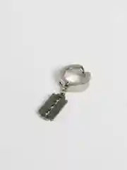 Серый серьга-клипса с подвеской "Лезвие", унисекс