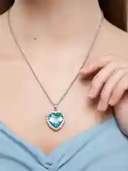 Цепочка с подвеской Сердце голубое