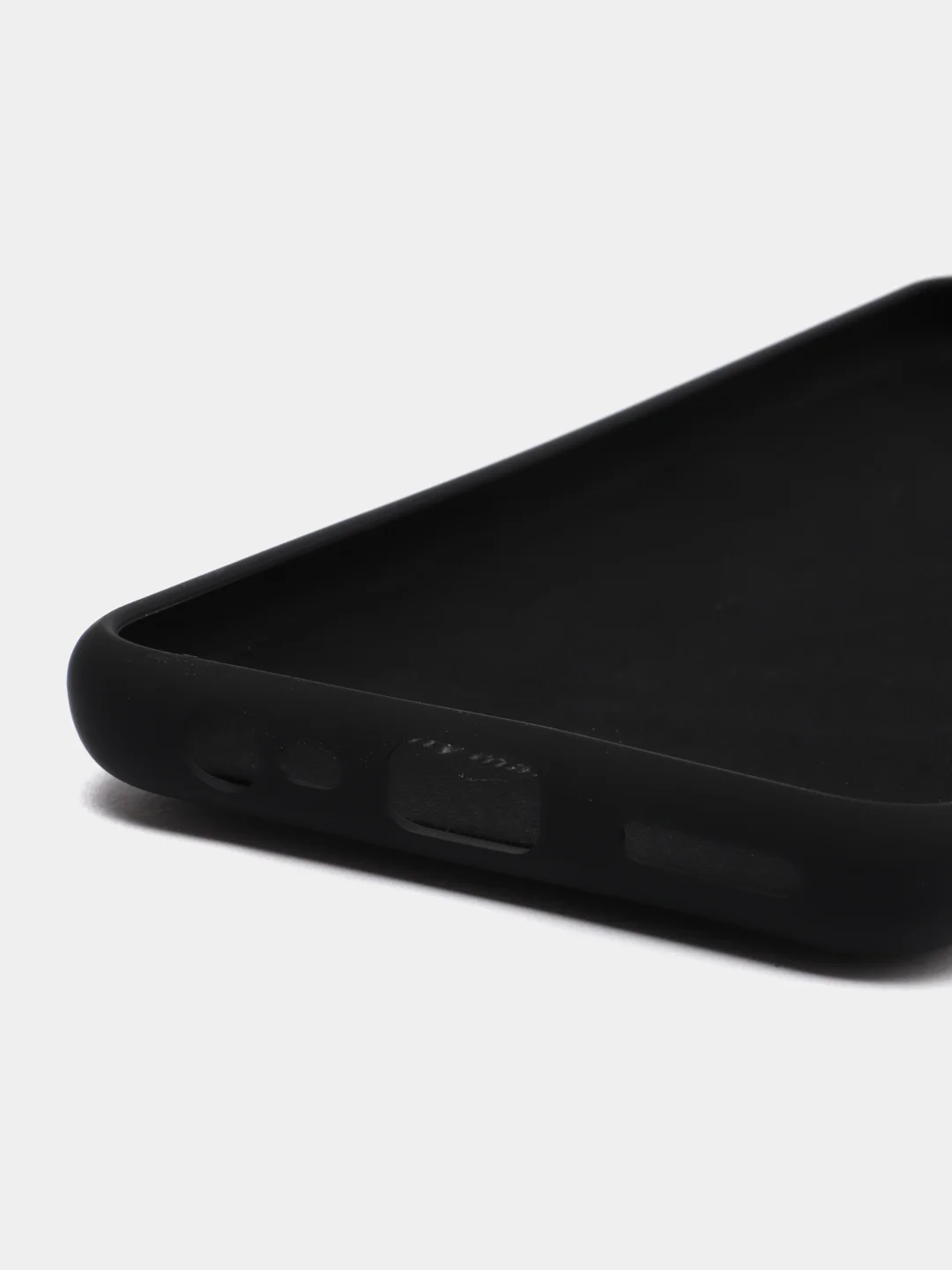 Черный чехол для Realme 8 / 8 Pro c защитой камеры и бархатом внутри