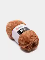 Карамельный пряжа Плюшевая YarnArt Dolce 100% Микрополиэстер 100г 120м (Велюровая ЯрнАрт Долче)