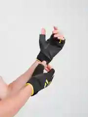 Желтый перчатки для спорта велосипедные, полпальца