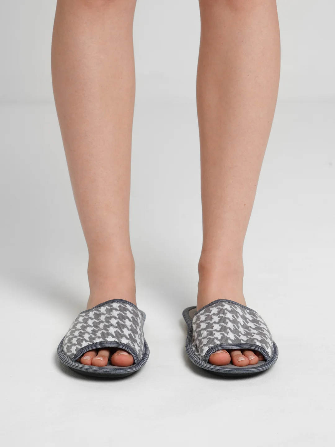 Белый тапочки женские домашние "Вязанка" с открытым носом Soft Slippers, 3 цвета